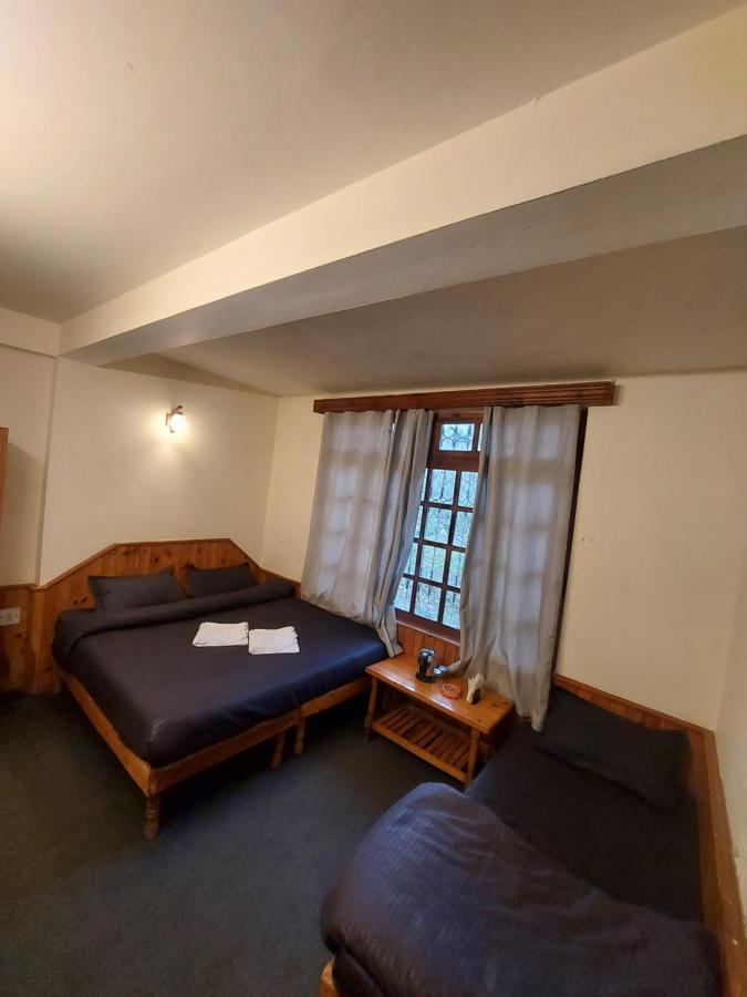 מנאלי Mars Monkey Hostel & Cafe מראה חיצוני תמונה