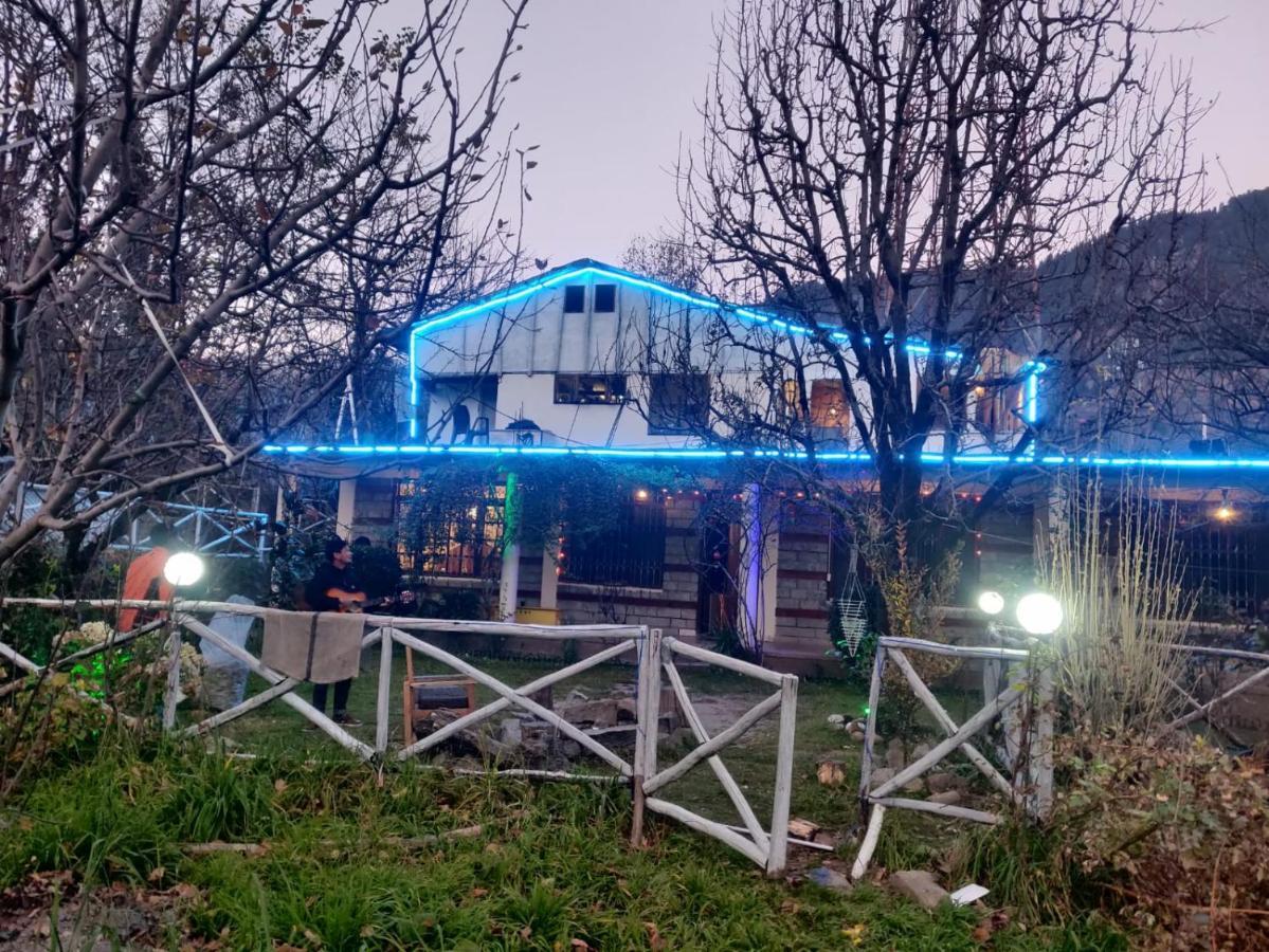 מנאלי Mars Monkey Hostel & Cafe מראה חיצוני תמונה